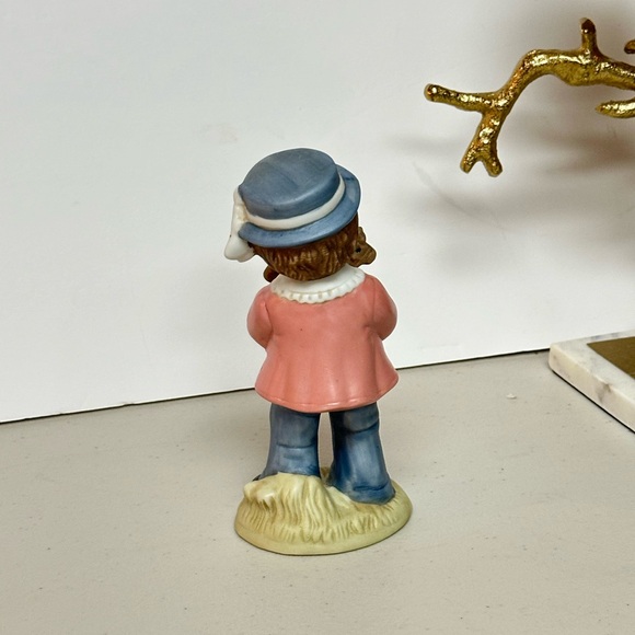 Homco Porcelain figurine Victorian Boy with Rocking Horse toy - Picture 7 of 10